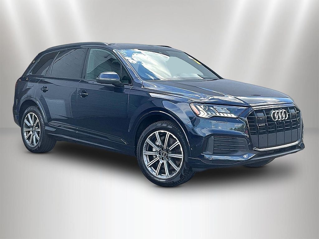 2023 Audi Q7 Premium Plus