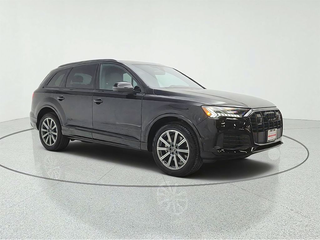 2023 Audi Q7 Premium Plus