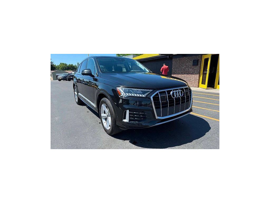 2024 Audi Q7 Premium Plus