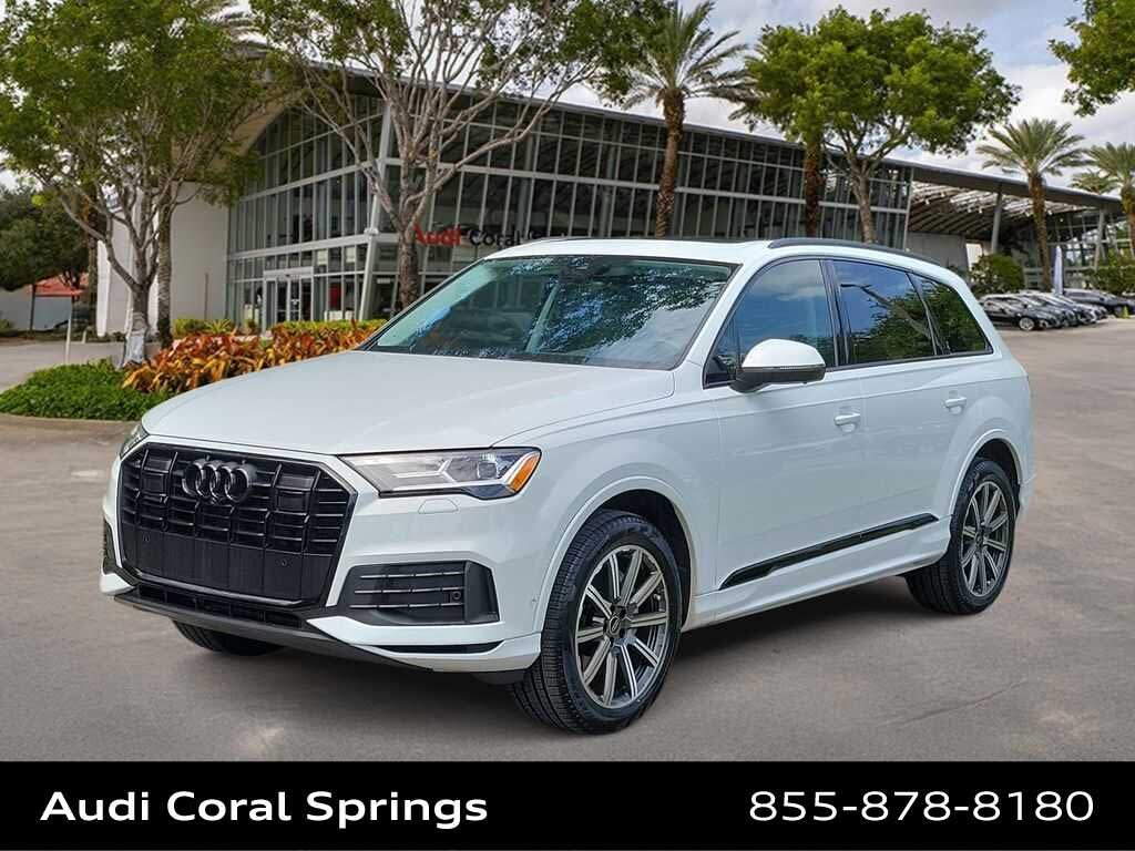 2023 Audi Q7 Premium Plus