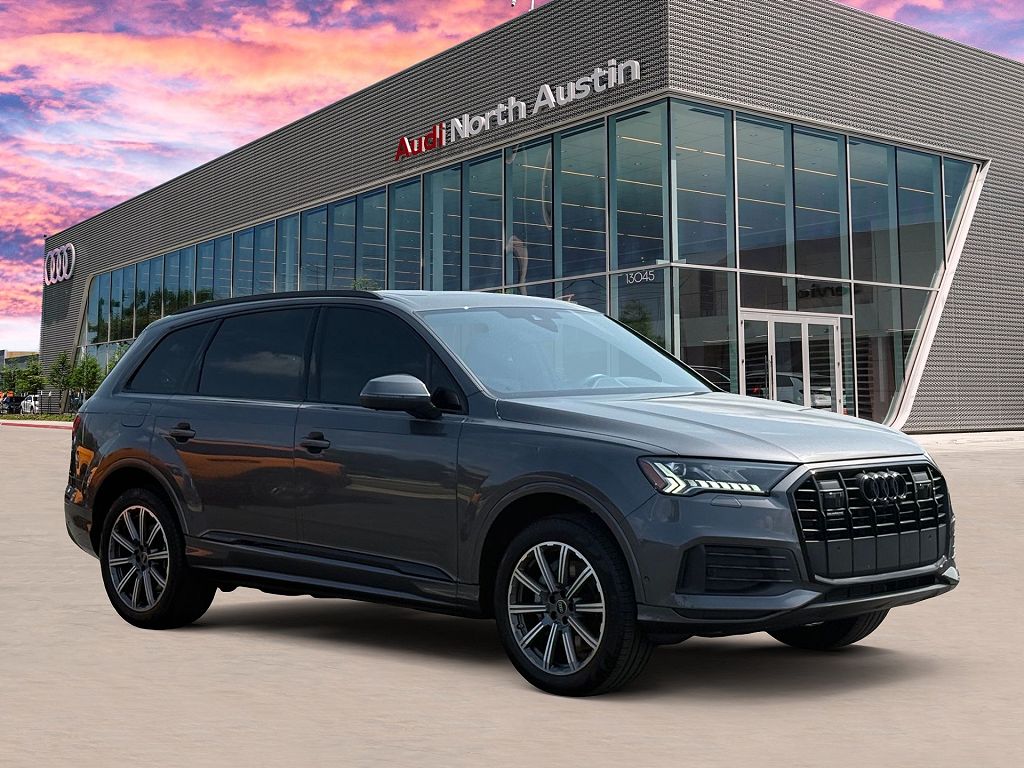 2023 Audi Q7 Premium Plus