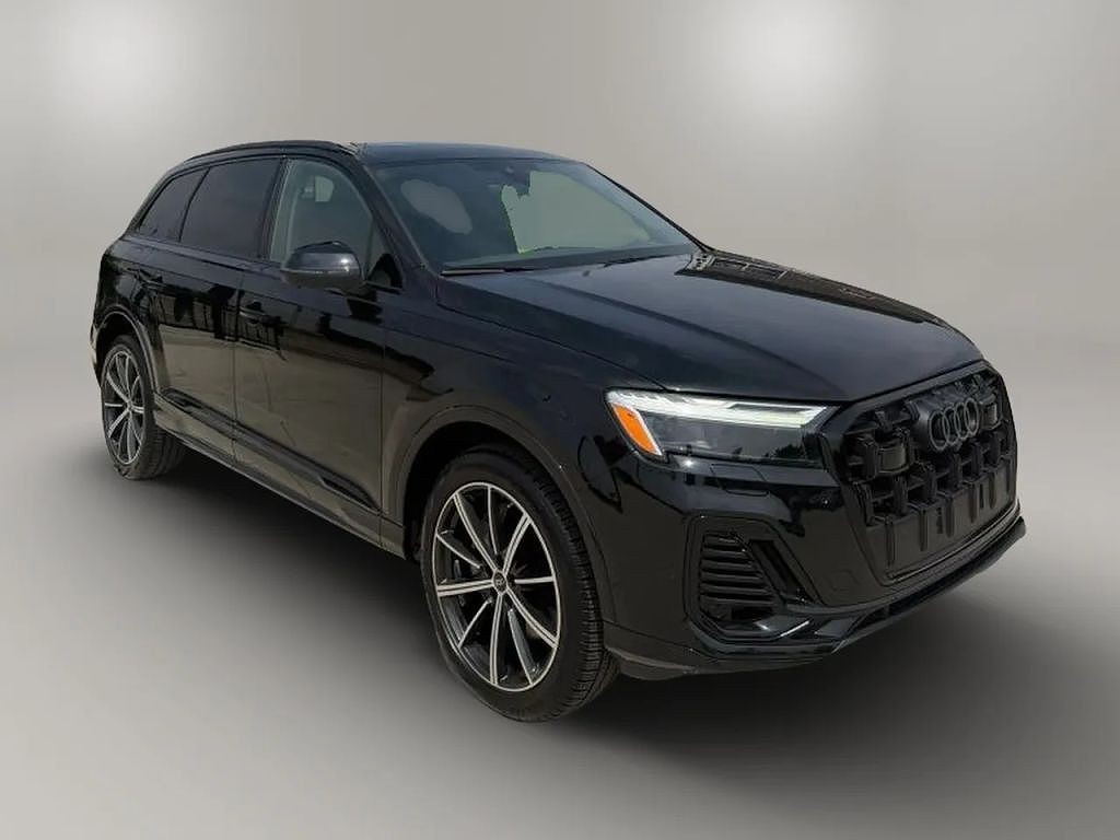 2025 Audi Q7 Premium Plus