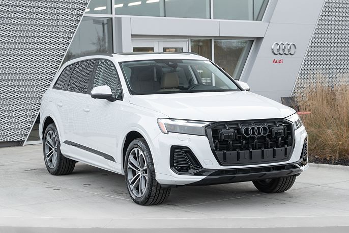 Audi Q7 Premium Plus 2025 — миниатюра 2