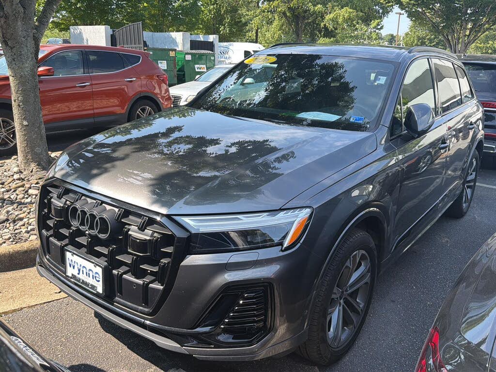 2026 Audi Q7 Premium Plus