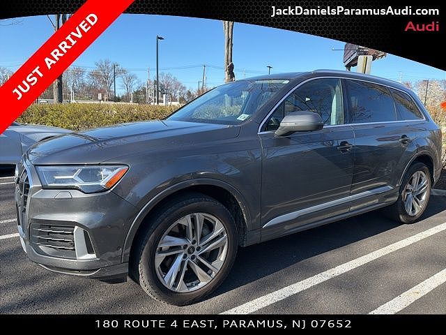 2023 Audi Q7 Premium Plus
