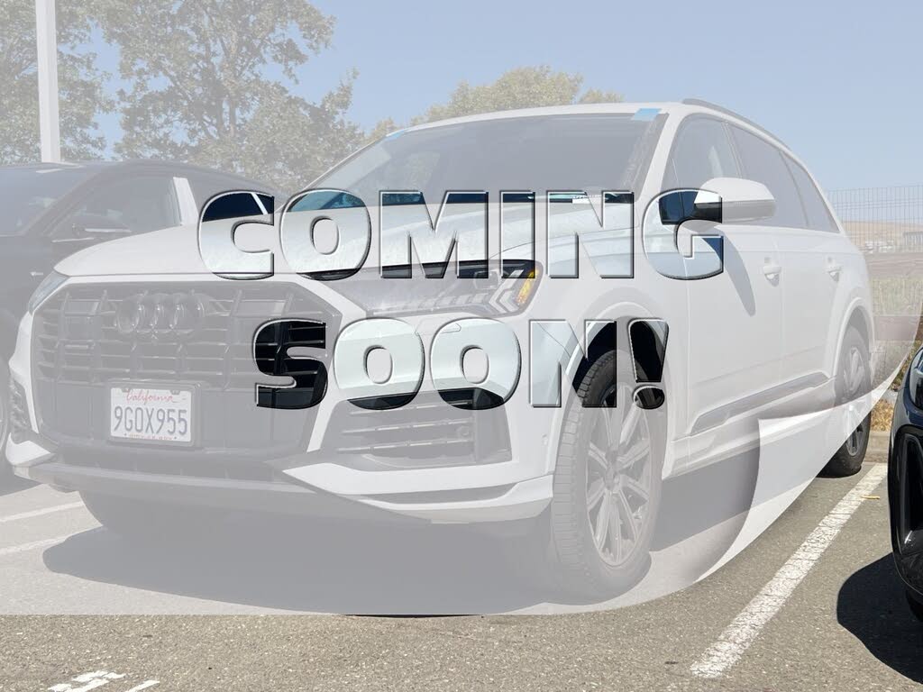 2023 Audi Q7 Premium Plus