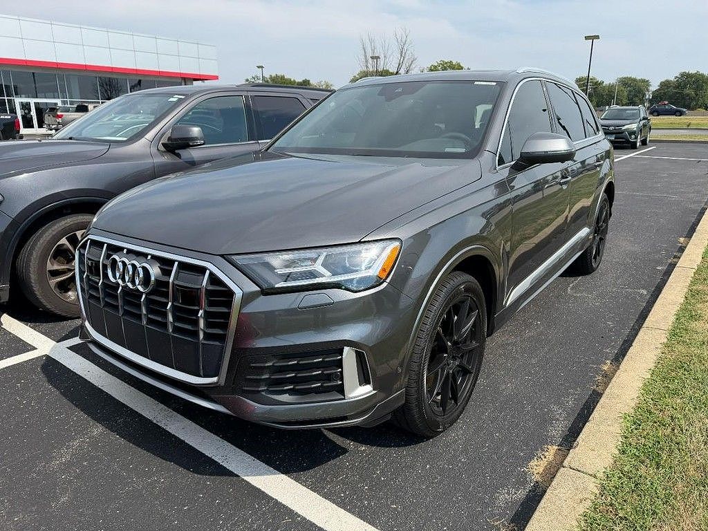 2021 Audi Q7 45 Premium Plus quattro
