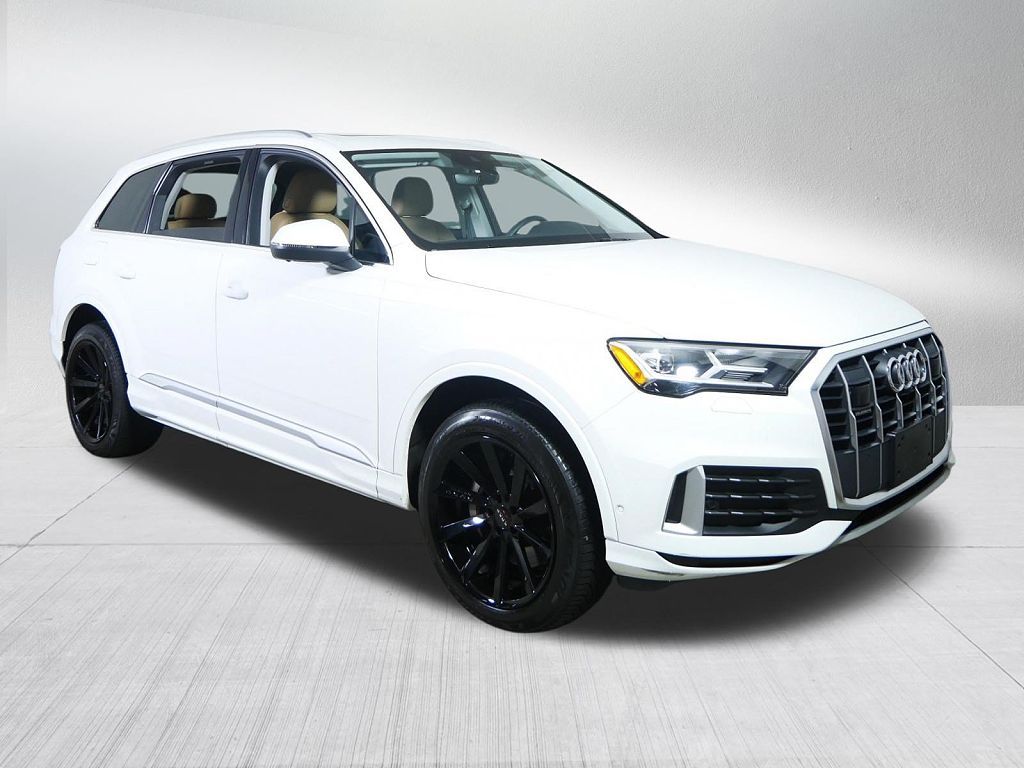 2022 Audi Q7 Premium Plus