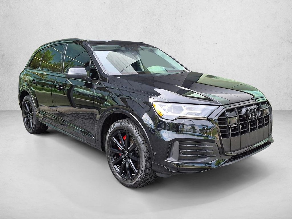 2022 Audi Q7 Premium Plus