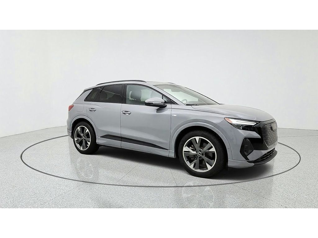2024 Audi Q4 e-tron Premium Plus