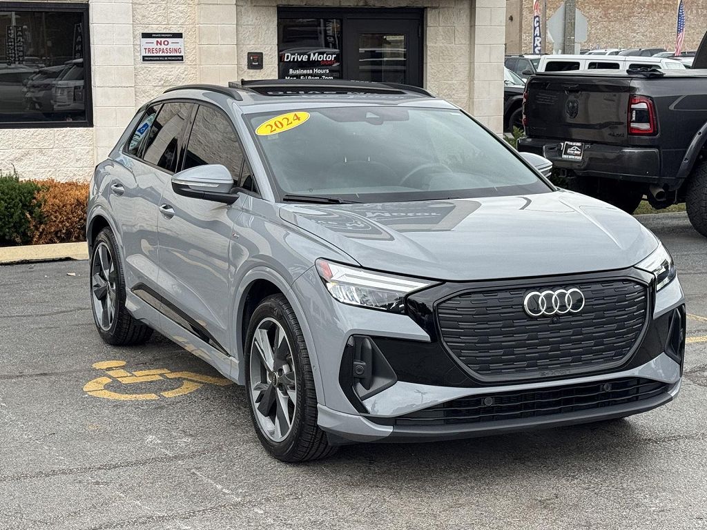 2024 Audi Q4 e-tron Premium Plus