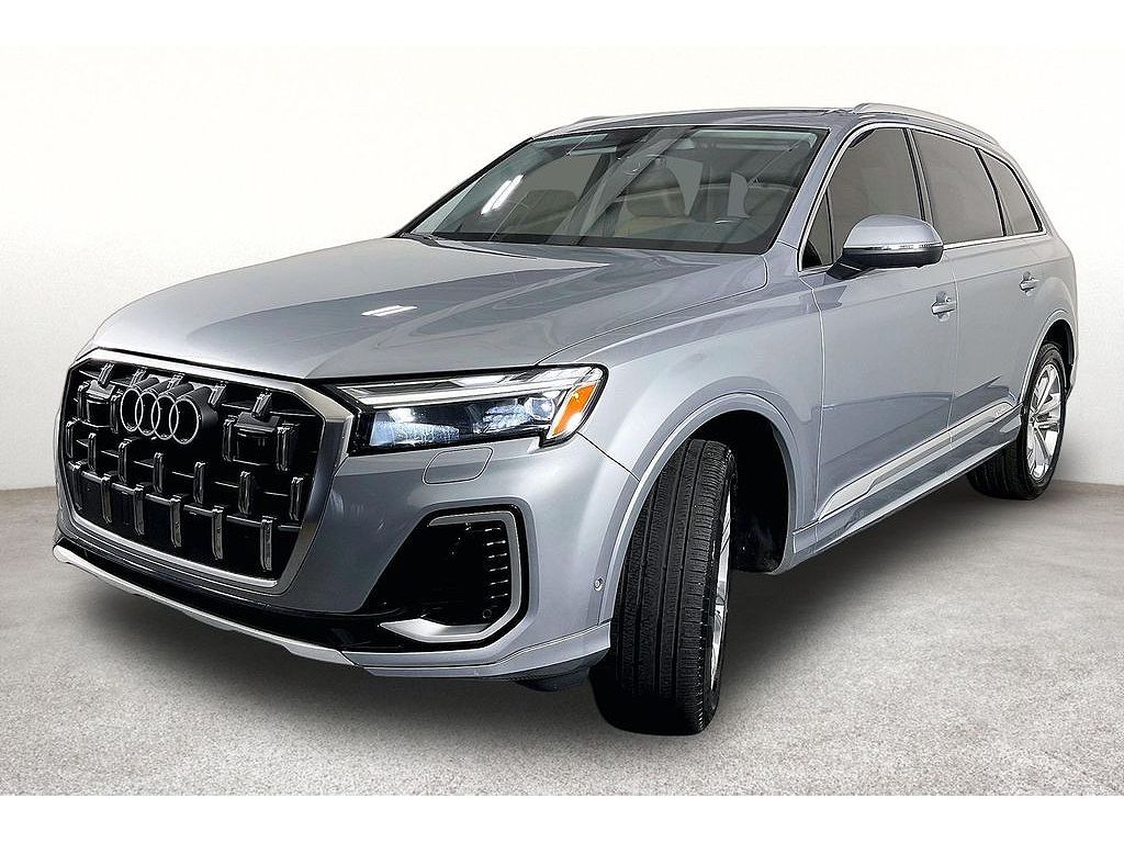 2025 Audi Q7 Premium Plus