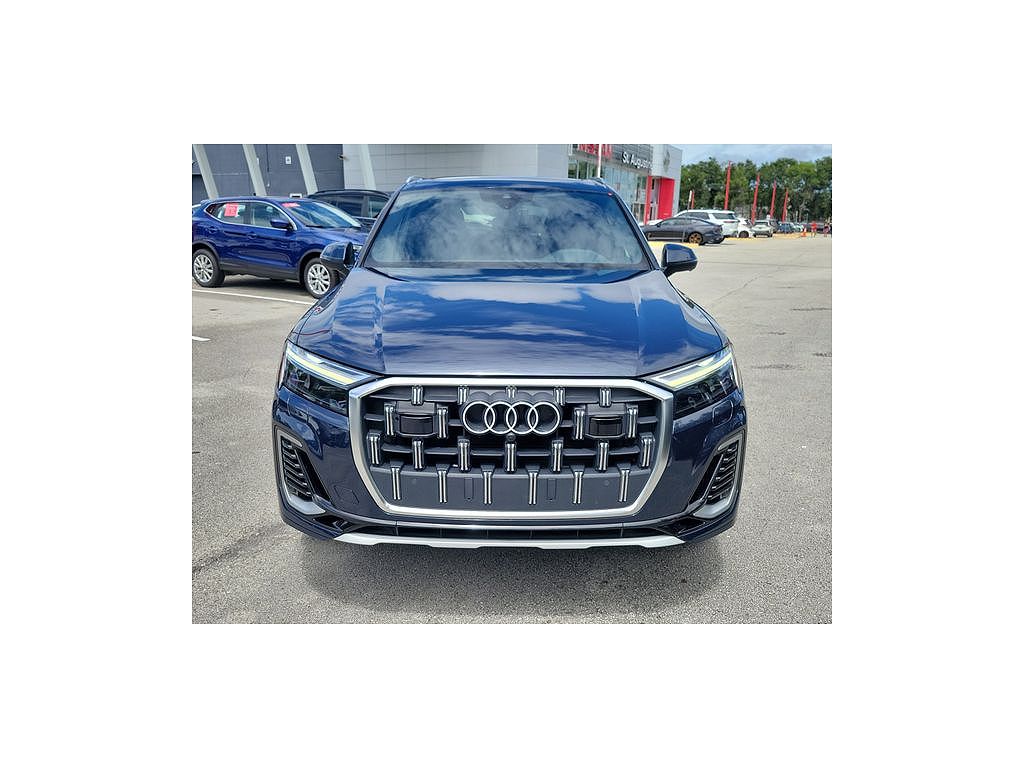 2025 Audi Q7 Premium Plus