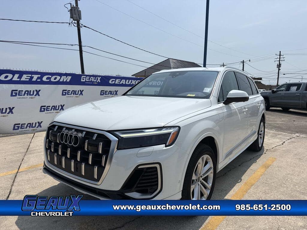 2025 Audi Q7 Premium Plus