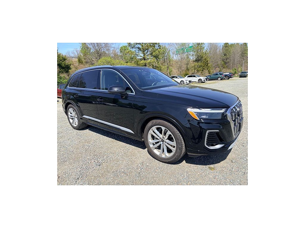 2025 Audi Q7 Premium Plus
