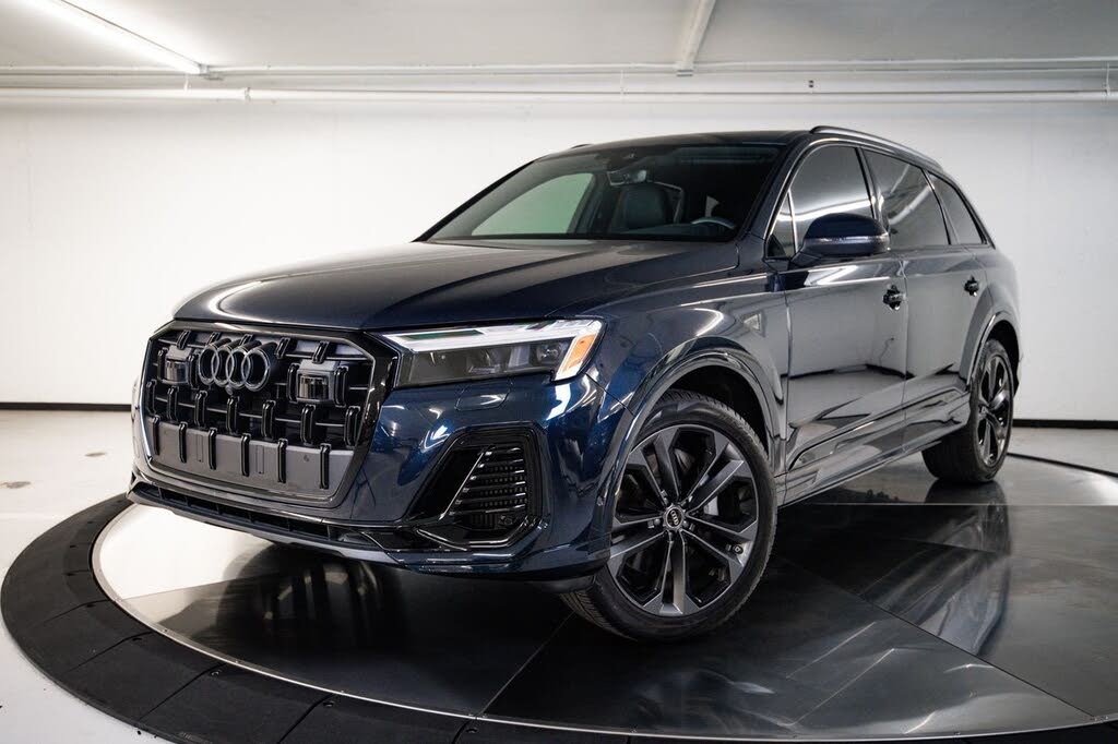 2025 Audi Q7 Premium Plus