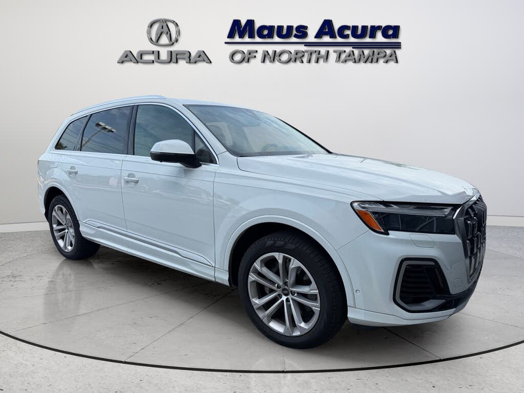 2025 Audi Q7 Premium Plus