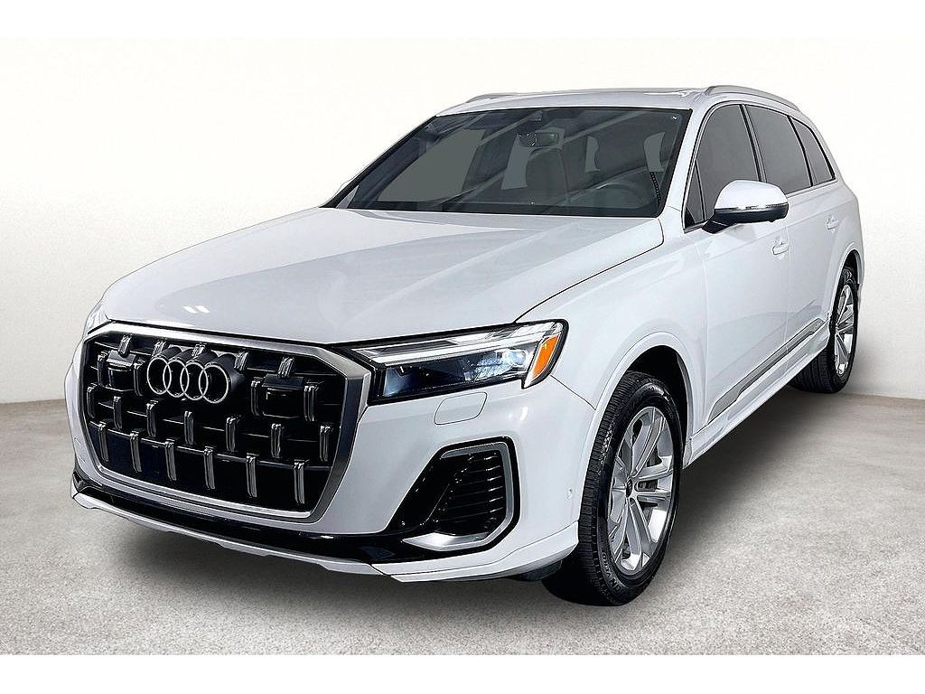 2025 Audi Q7 Premium Plus