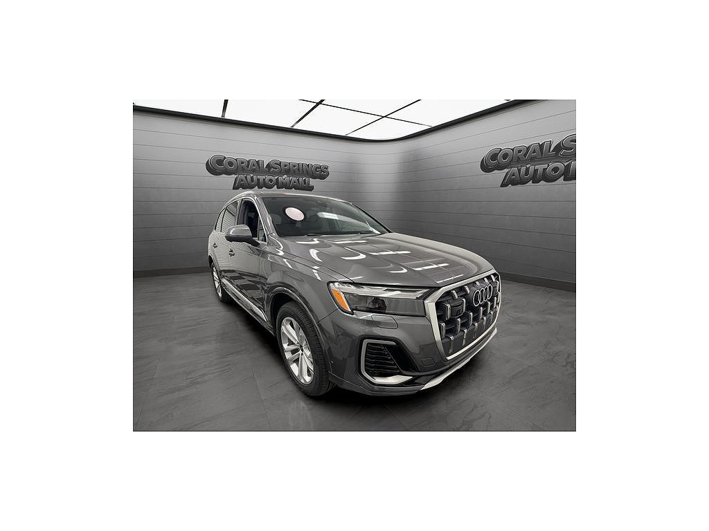 2025 Audi Q7 Premium Plus