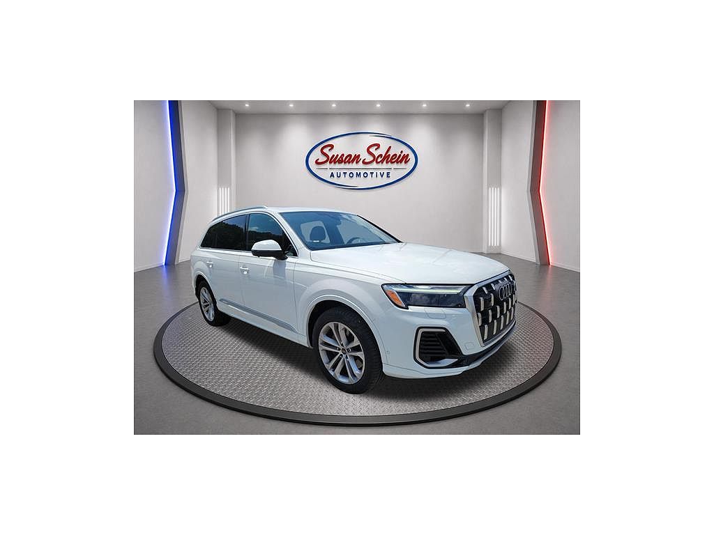 2025 Audi Q7 Premium Plus