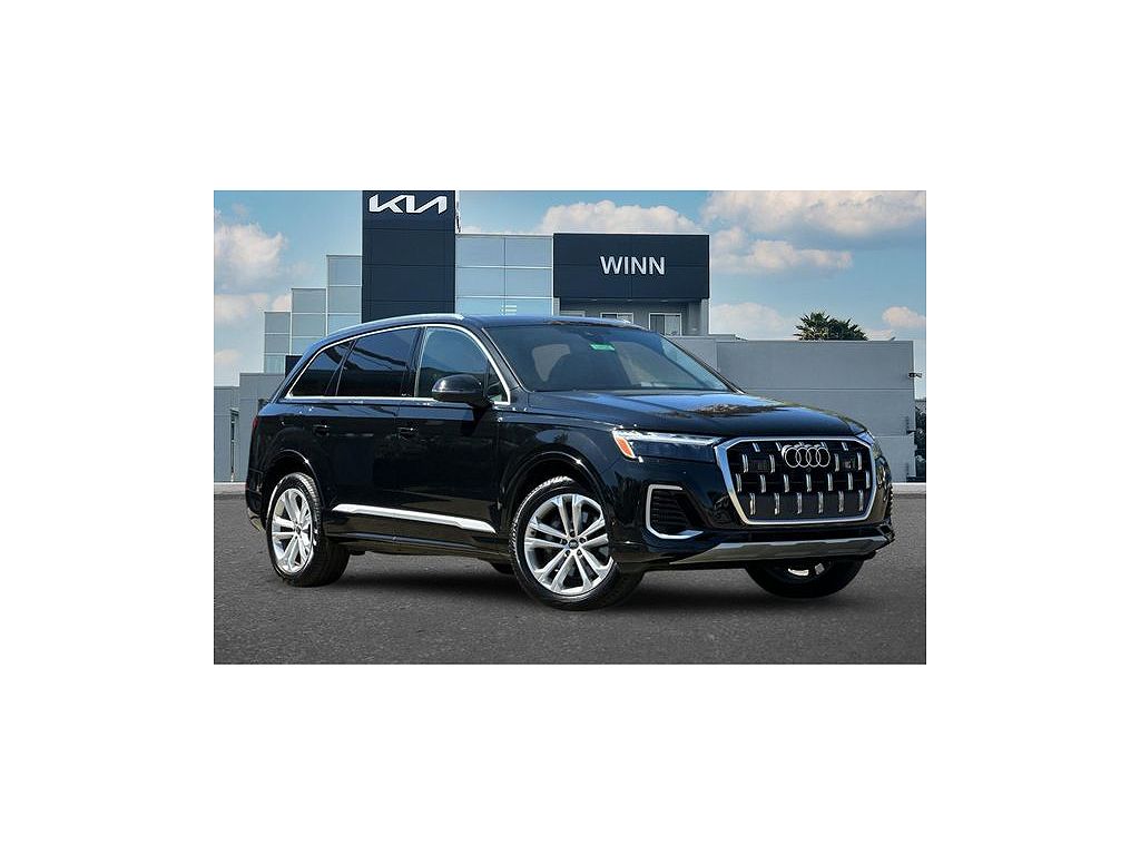2025 Audi Q7 Premium Plus