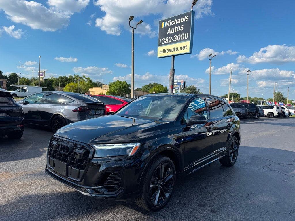 2025 Audi Q7 Premium Plus
