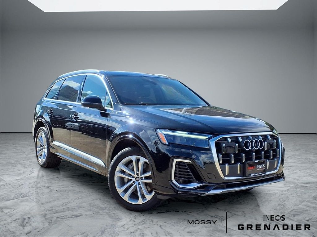 2025 Audi Q7 Premium Plus