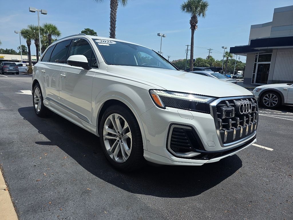2026 Audi Q7 Premium Plus