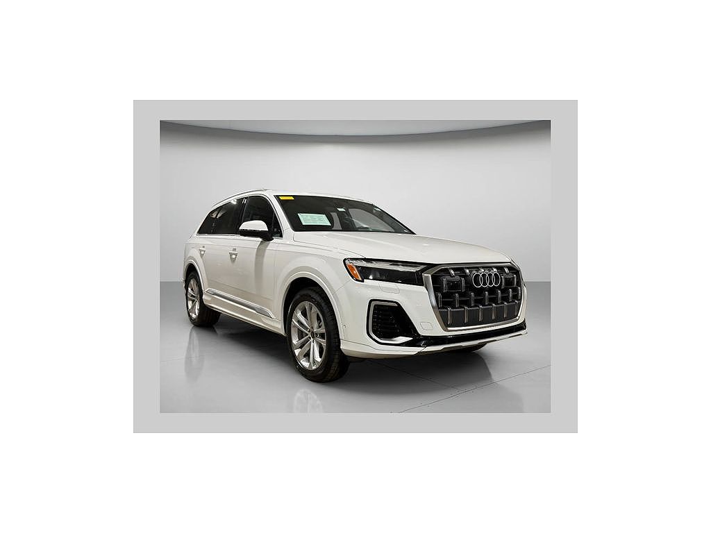 2025 Audi Q7 Premium Plus