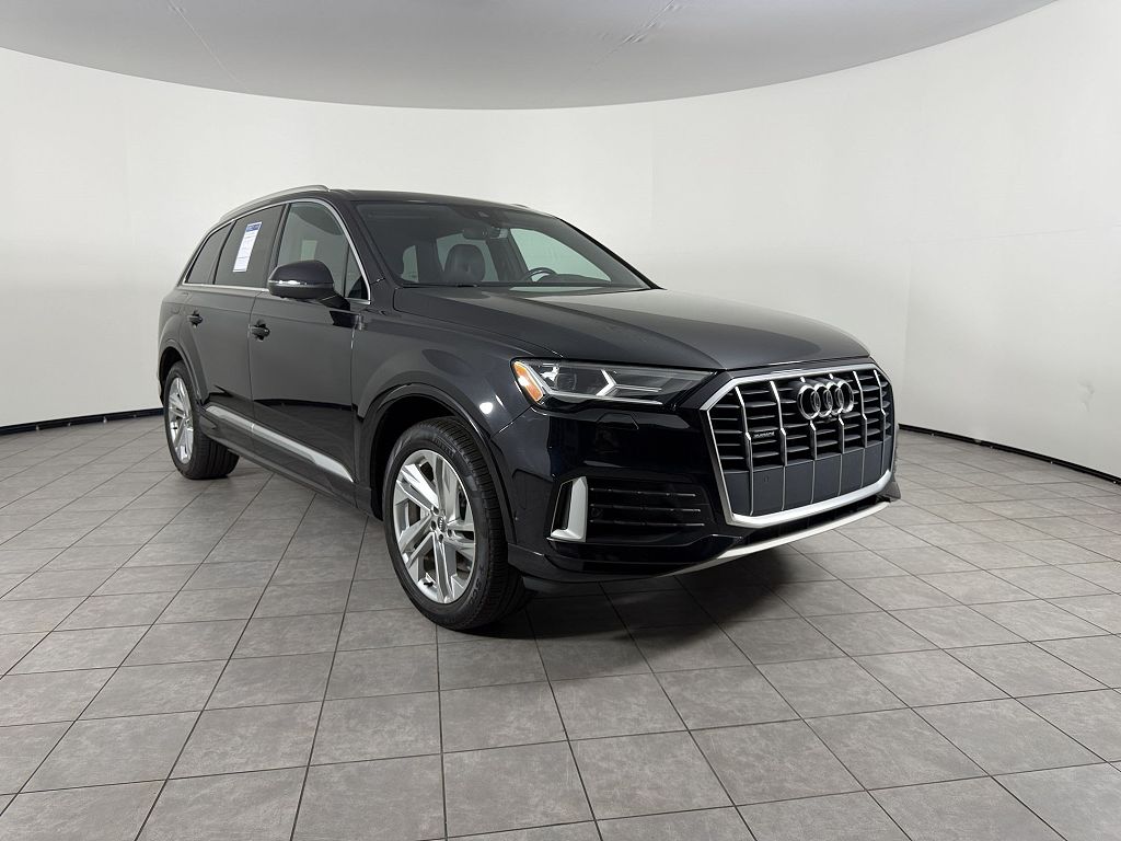 2021 Audi Q7 Premium Plus