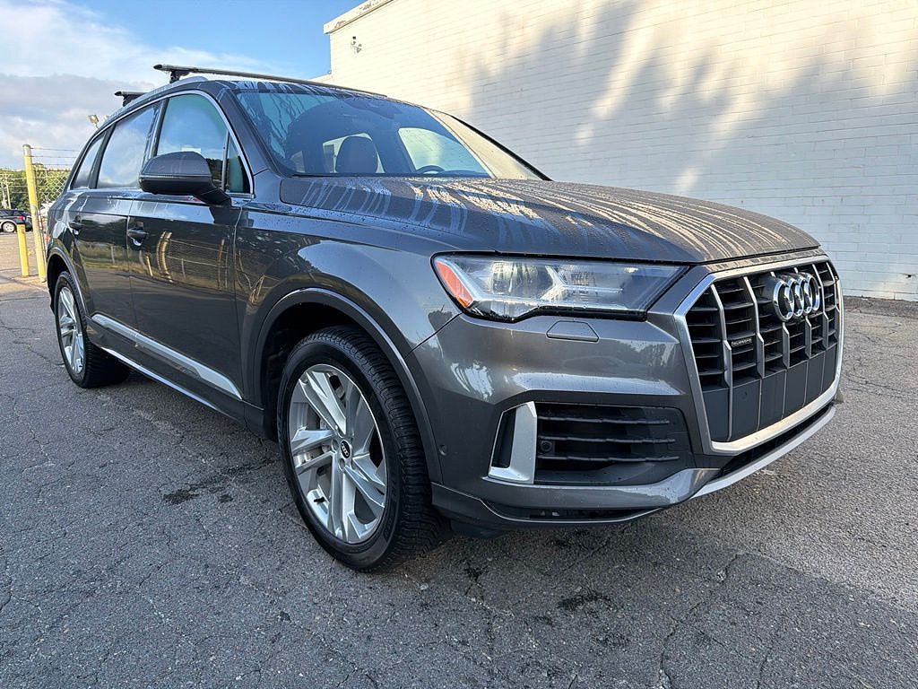 2021 Audi Q7 Premium Plus