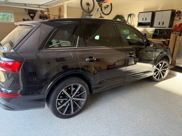 2021 Audi Q7 Premium Plus