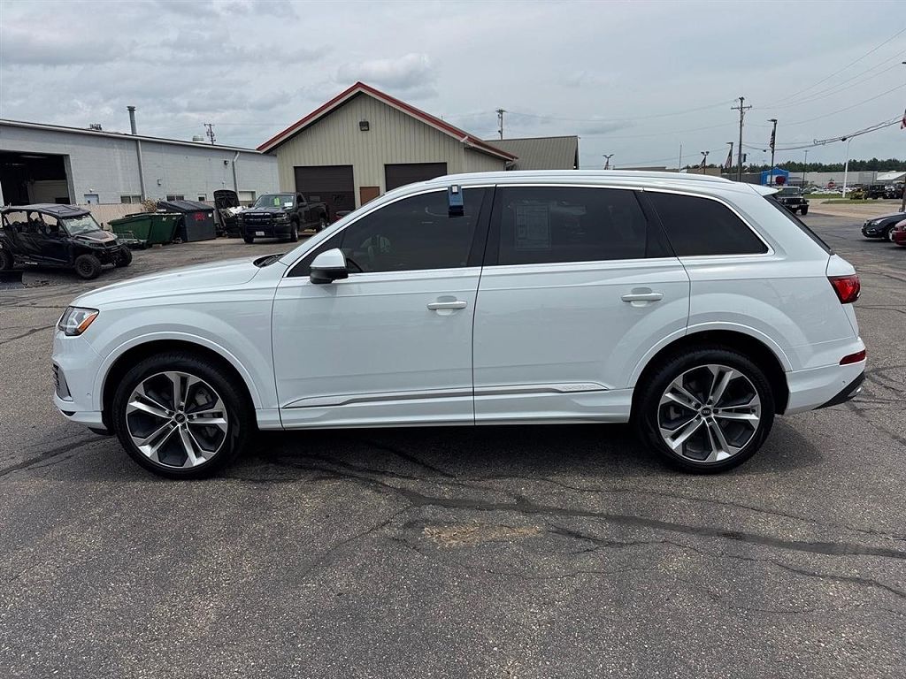 2021 Audi Q7 Premium Plus