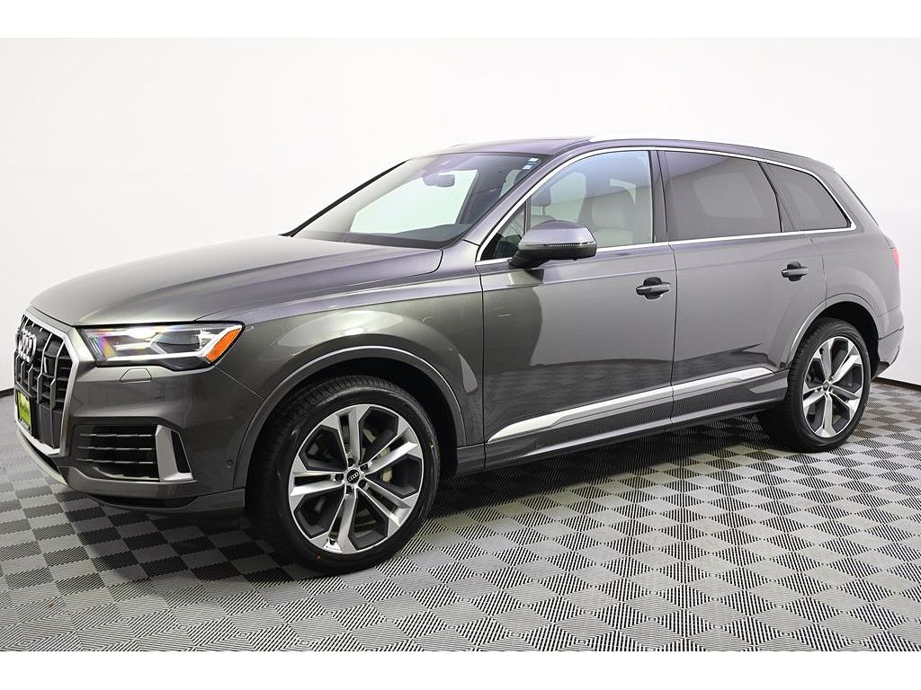2022 Audi Q7 Premium Plus
