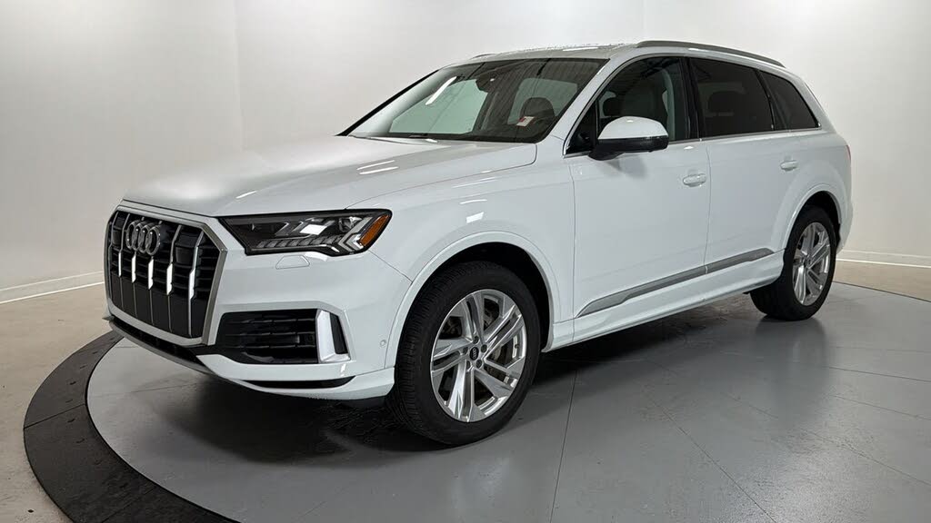 2023 Audi Q7 Premium Plus