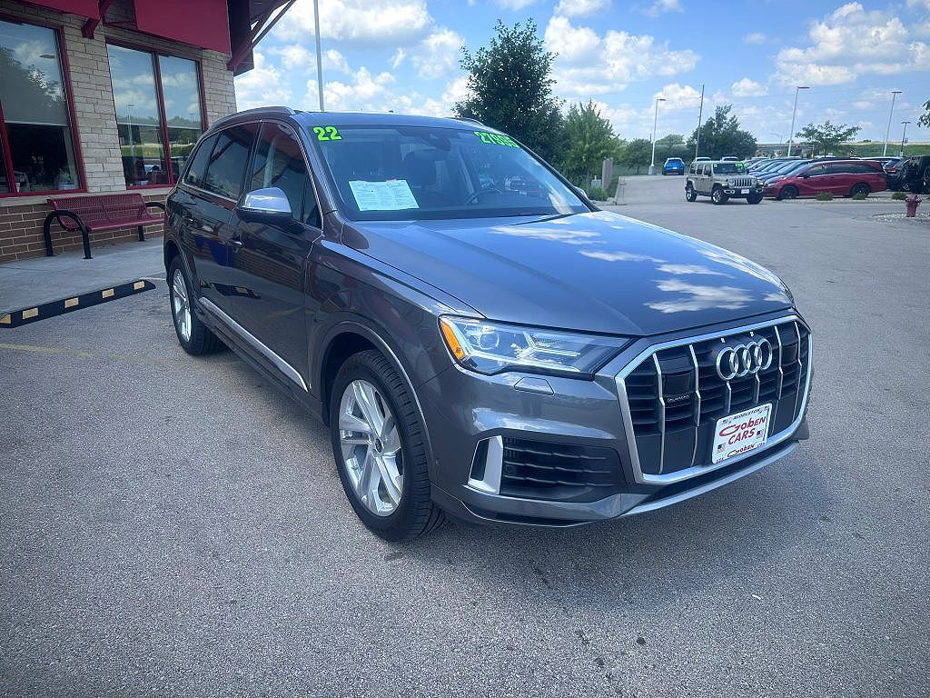 2022 Audi Q7 Premium Plus