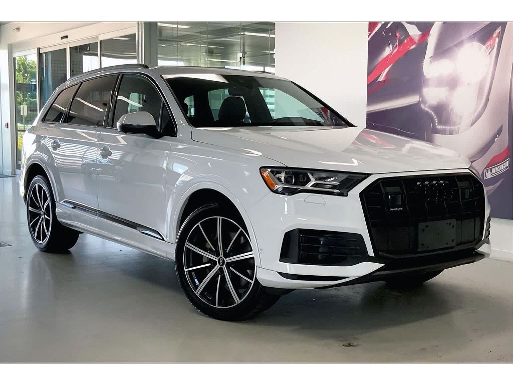 2023 Audi Q7 Premium Plus