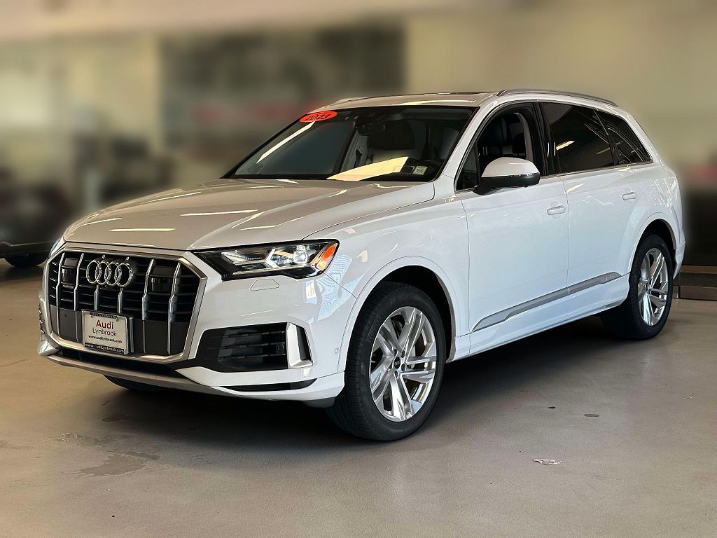 2023 Audi Q7 Premium Plus