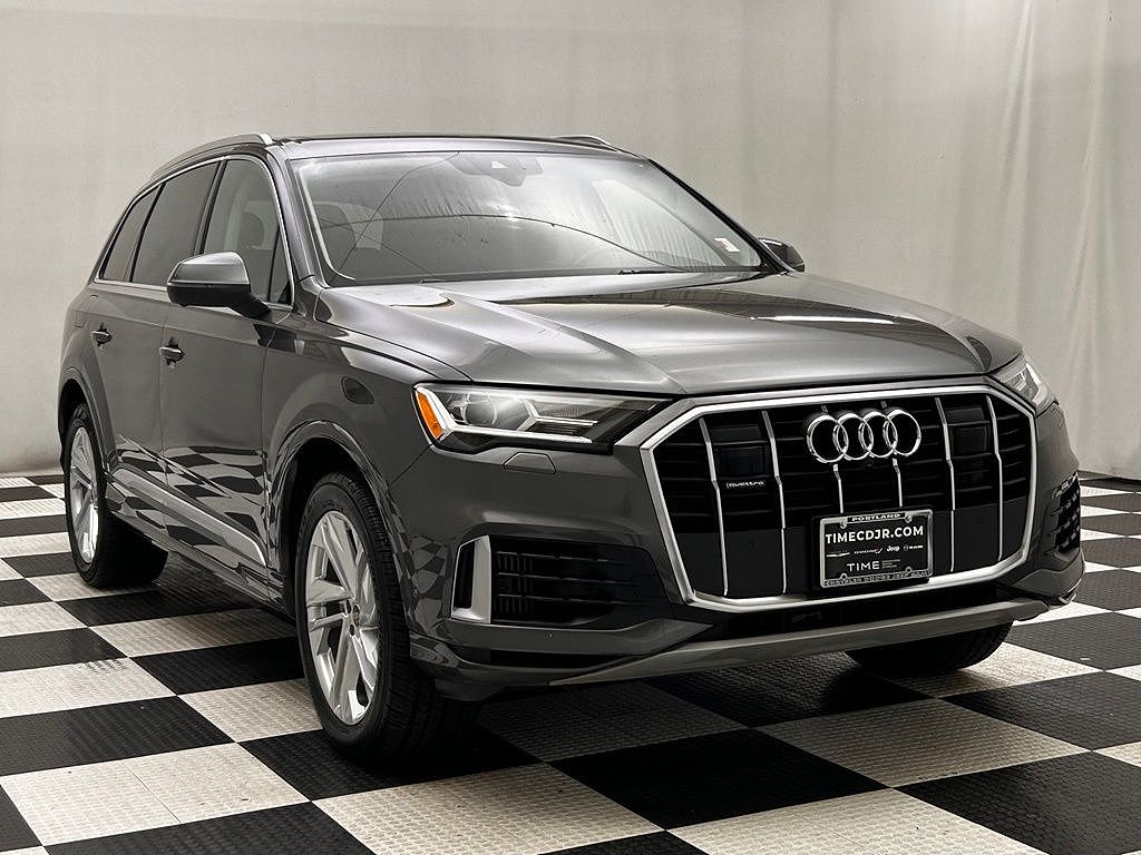 2023 Audi Q7 Premium Plus