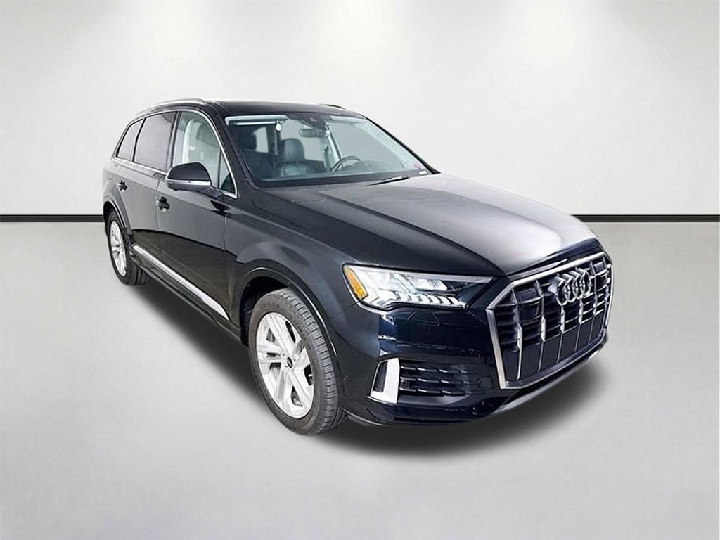2024 Audi Q7 Premium Plus
