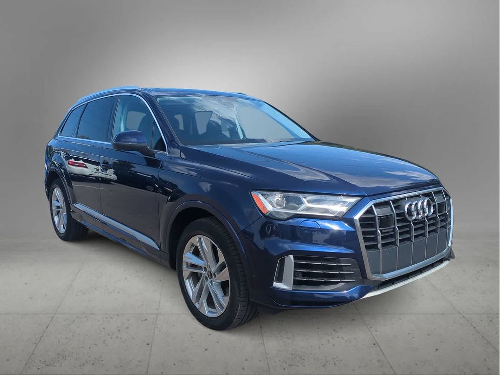 2022 Audi Q7 Premium Plus