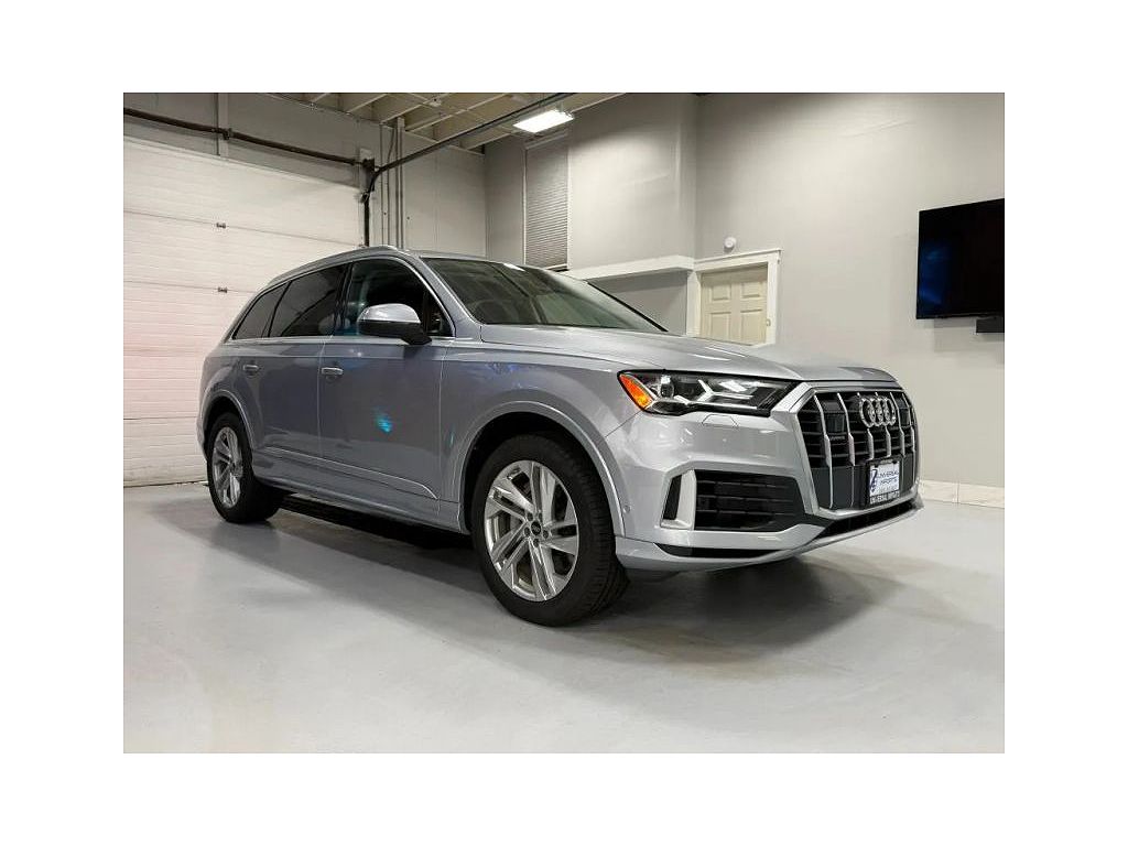 2022 Audi Q7 Premium Plus