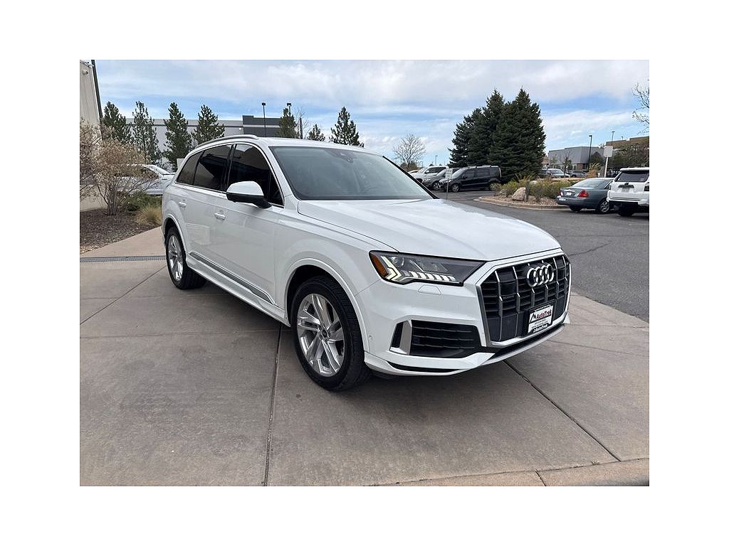 2023 Audi Q7 Premium Plus