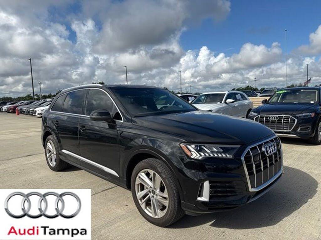 2023 Audi Q7 Premium Plus