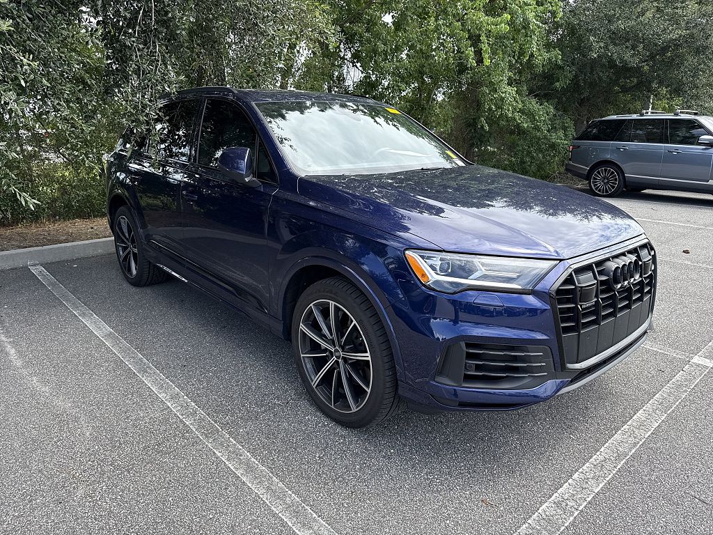 2022 Audi Q7 Premium Plus