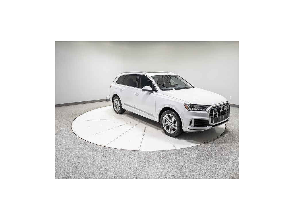2023 Audi Q7 Premium Plus