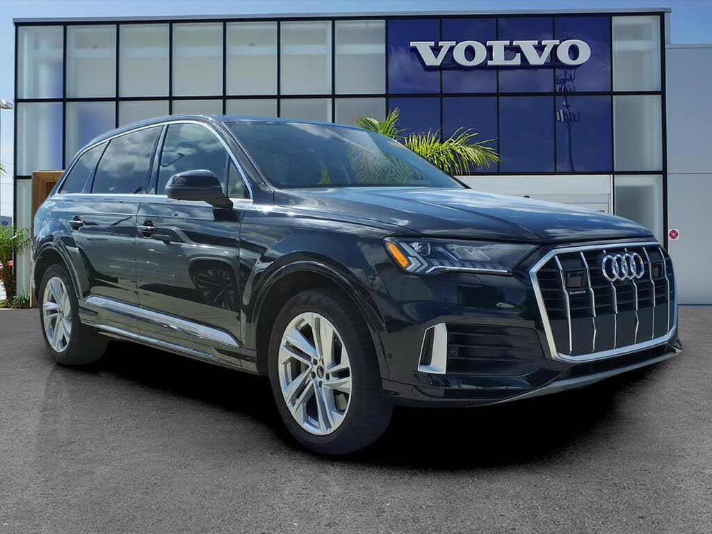 2024 Audi Q7 Premium Plus