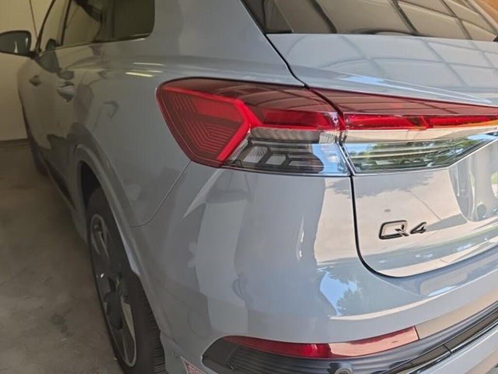 2024 Audi Q4 e-tron Prestige