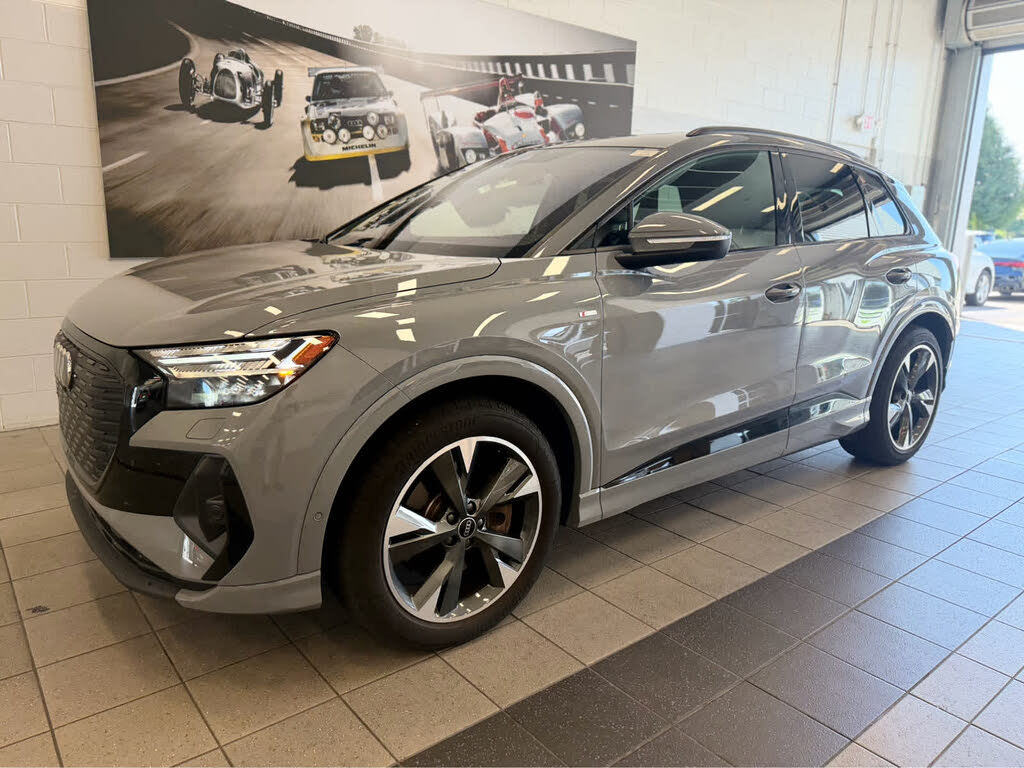 2024 Audi Q4 e-tron Prestige