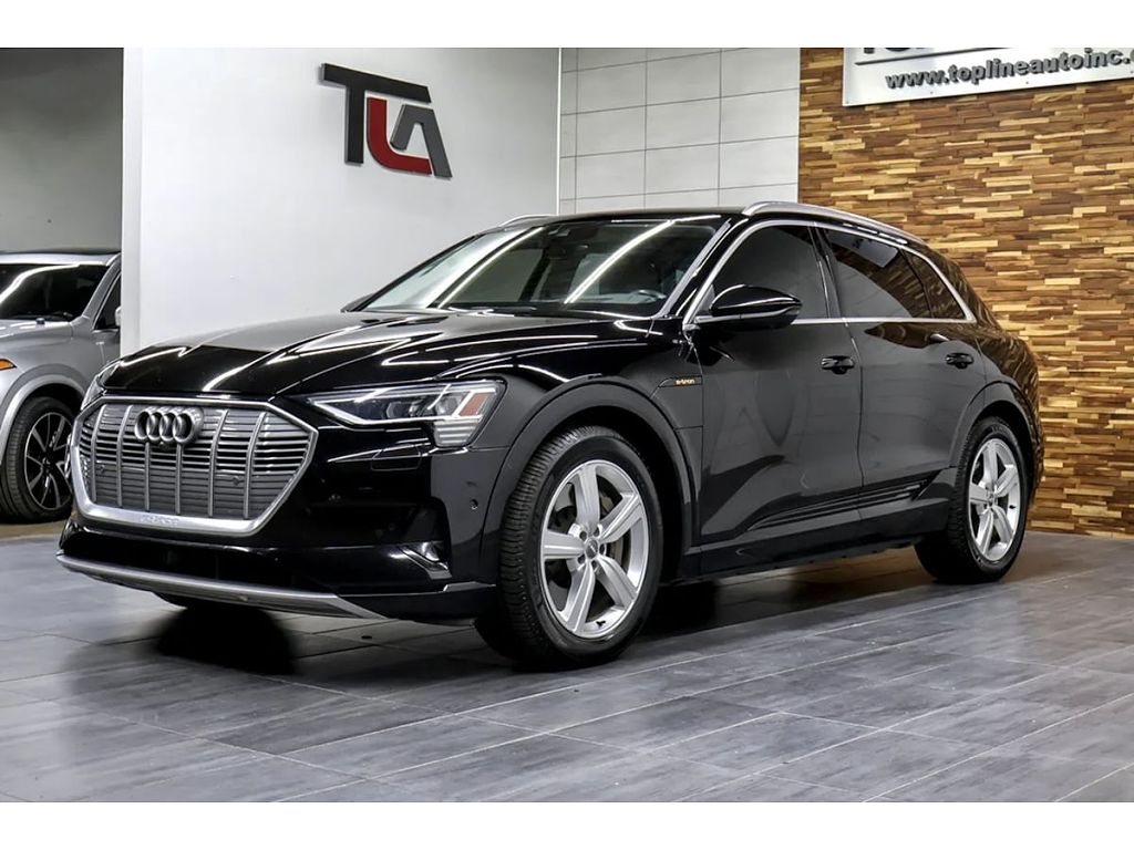 2019 Audi e-tron Prestige